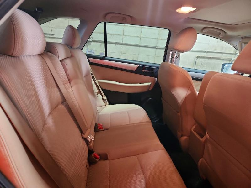 61273356 :رقم المزاد ، 4S4BSBDC4G3211760 vin ، 2016 Subaru Outback مزاد بيع