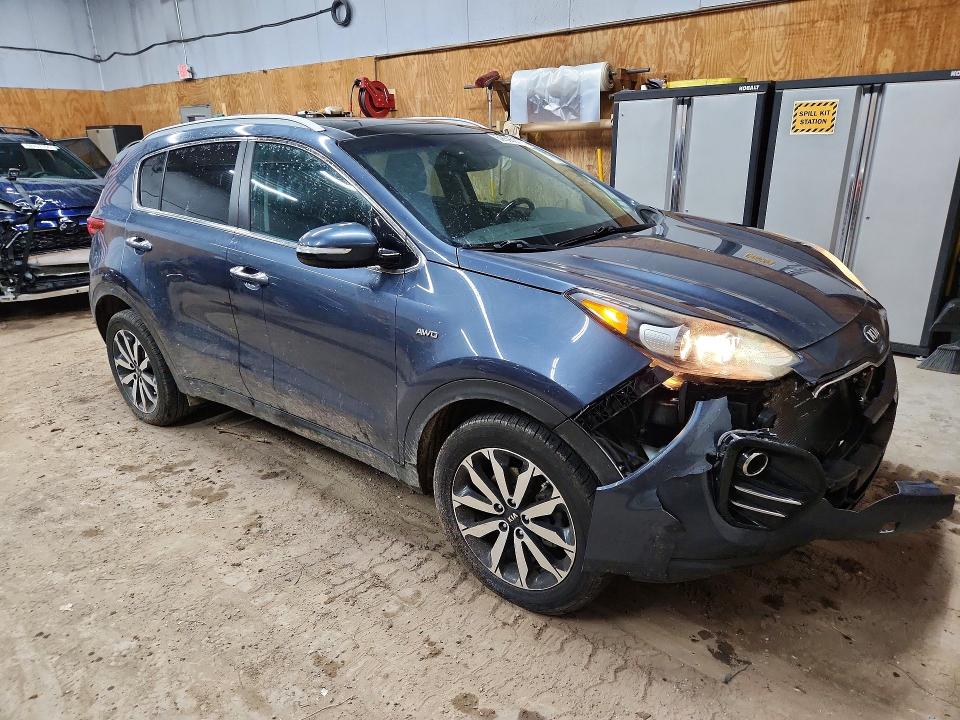 2017 Kia Sportage მანქანა იყიდება აუქციონზე, vin: KNDPNCAC9H7271054, აუქციონის ნომერი: 62595566