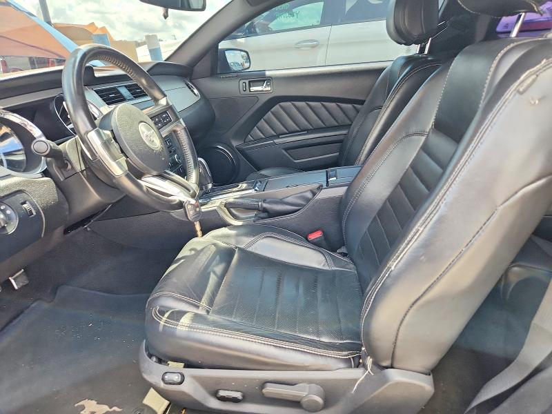 60859926 :رقم المزاد ، 1ZVBP8AM0D5251191 vin ، 2013 Ford Mustang مزاد بيع