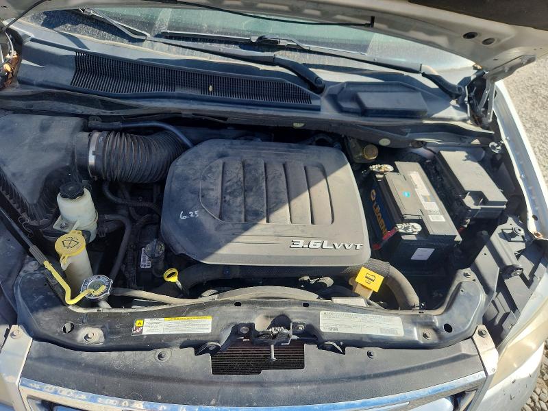 61783846 :رقم المزاد ، 2C4RC1CG5CR124238 vin ، 2012 Chrysler Town & Country مزاد بيع