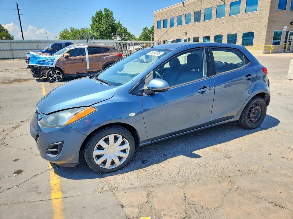 2014 Mazda Mazda2 მანქანა იყიდება აუქციონზე, vin: JM1DE1KZ0E0189020, აუქციონის ნომერი: 61204066