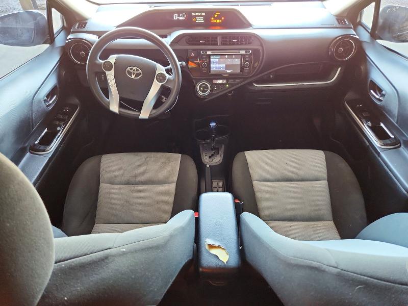 61560286 :رقم المزاد ، JTDKDTB31F1580805 vin ، 2015 Toyota Prius C مزاد بيع