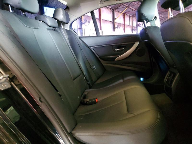 60522166 :رقم المزاد ، WBA3B1G51ENS77634 vin ، 2014 Bmw 320 مزاد بيع