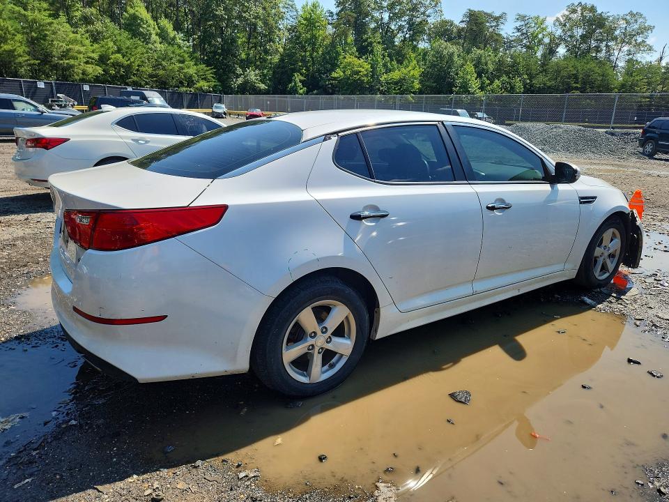 2015 Kia Optima მანქანა იყიდება აუქციონზე, vin: KNAGM4A73F5538769, აუქციონის ნომერი: 61818296