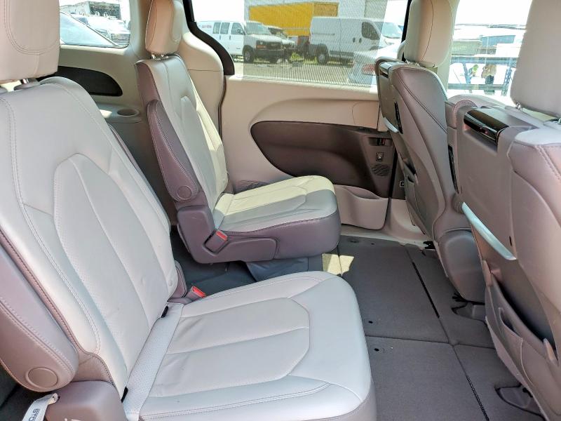 2018 Chrysler Pacifica მანქანა იყიდება აუქციონზე, vin: 2C4RC1EG3JR289599, აუქციონის ნომერი: 61890296