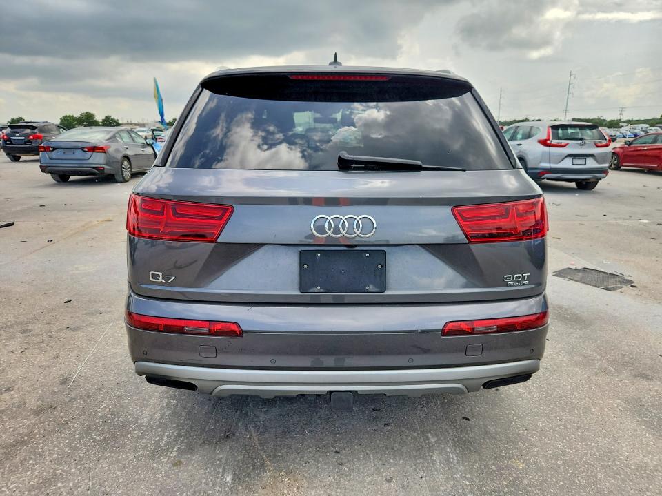 Продажа на аукционе авто 2018 Audi Q7, vin: WA1VAAF78JD054762, номер лота: 62587276