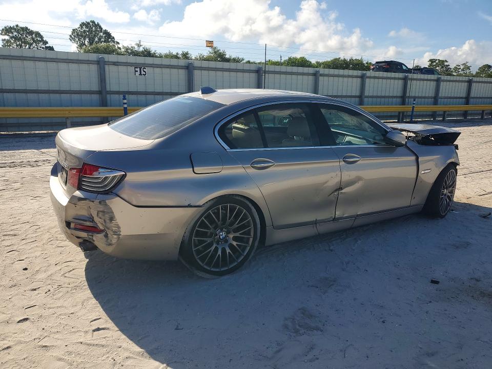 59344476 :رقم المزاد ، WBA5B1C52FD920742 vin ، 2015 Bmw 535 مزاد بيع