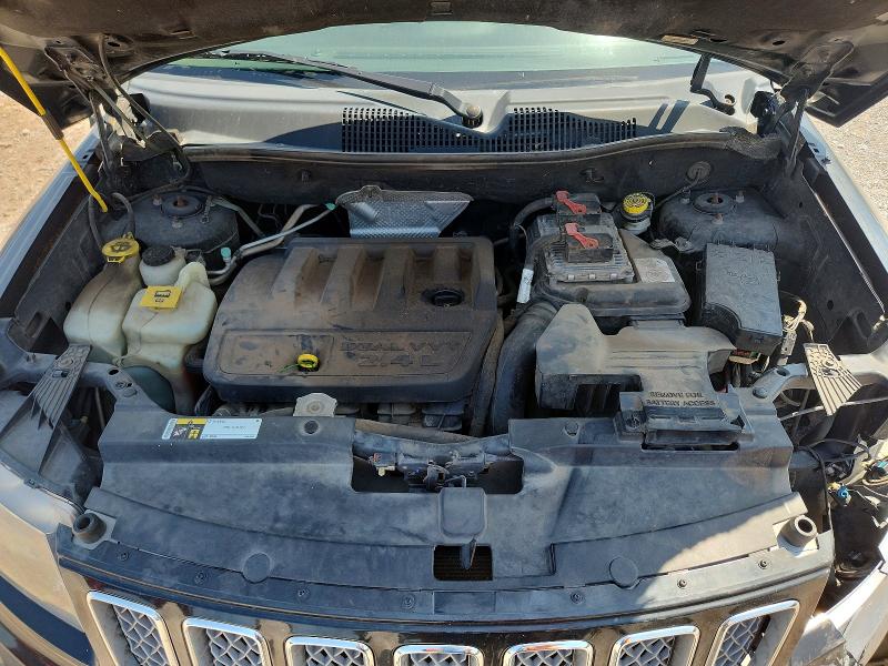 61228206 :رقم المزاد ، 1C4NJDEB0HD191556 vin ، 2017 Jeep Compass مزاد بيع