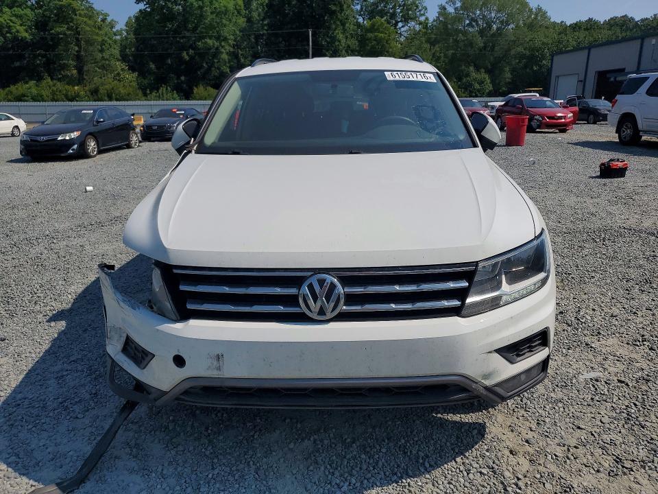 Aukcja sprzedaży 2018 Volkswagen Tiguan, vin: 3VV1B7AX2JM036114, numer aukcji: 61551716