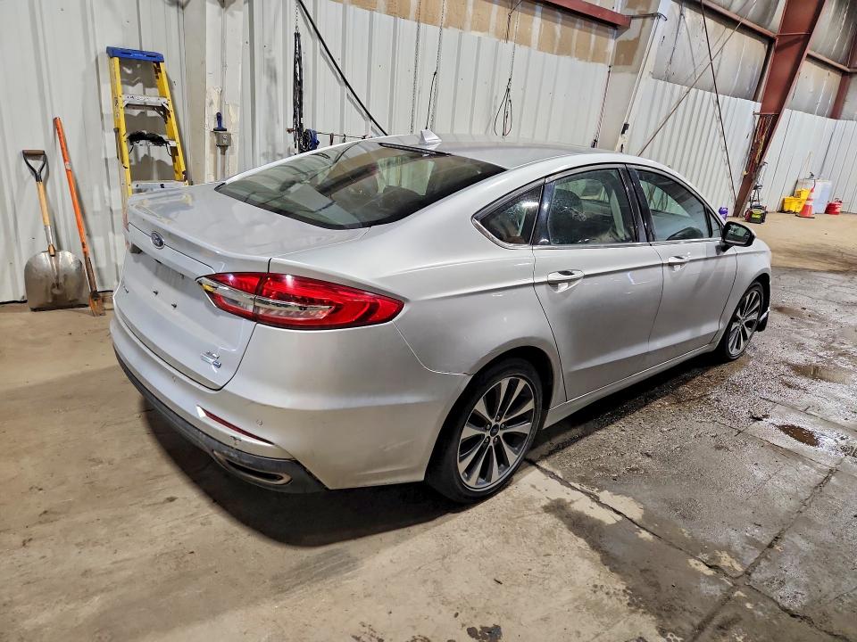 Продажа на аукционе авто 2019 Ford Fusion, vin: 3FA6P0T91KR261131, номер лота: 60194896