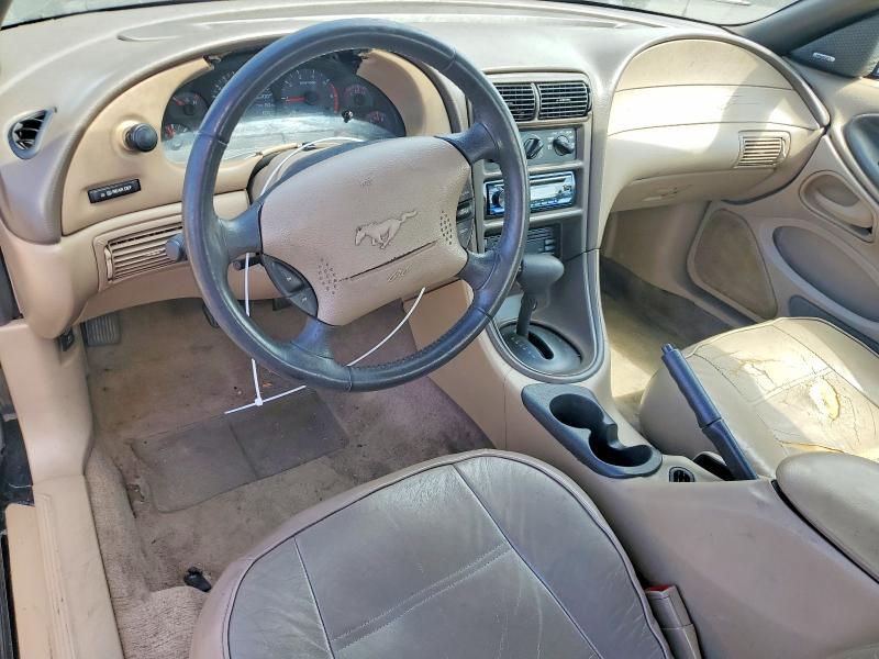 2000 Ford Mustang მანქანა იყიდება აუქციონზე, vin: 1FAFP4444YF192886, აუქციონის ნომერი: 61594476