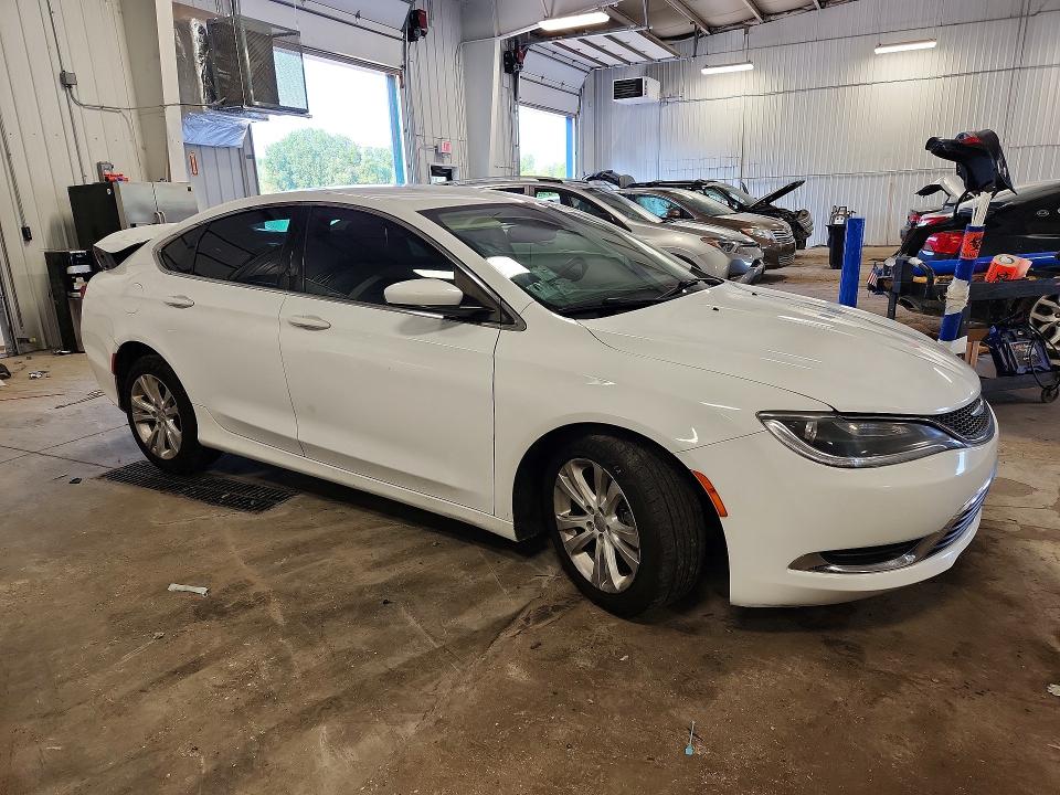 Продаж на аукціоні авто 2015 Chrysler 200, vin: 1C3CCCAB3FN748277, номер лоту: 61913326