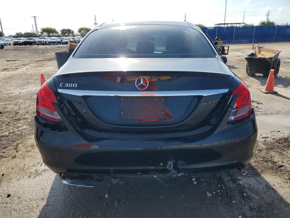 2017 Mercedes-benz C მანქანა იყიდება აუქციონზე, vin: WDDWF4JBXHR301968, აუქციონის ნომერი: 62800246