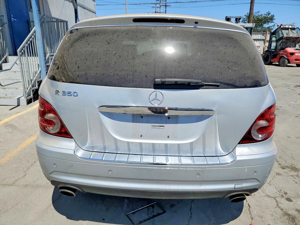 60026116 :رقم المزاد ، 4JGCB56E08A069697 vin ، 2008 Mercedes-benz R مزاد بيع
