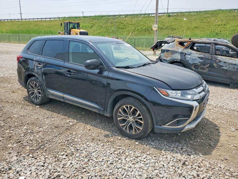 Продажа на аукционе авто 2016 Mitsubishi Outlander, vin: JA4AZ3A31GZ035151, номер лота: 61947386