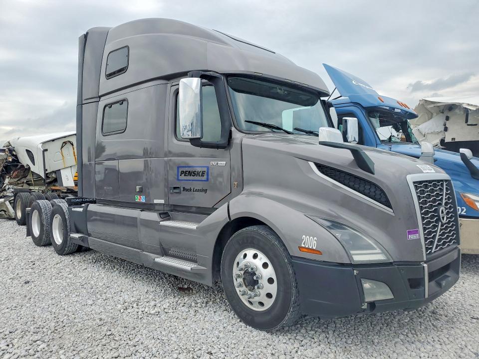 60970326 :رقم المزاد ، 4V4NC9EH9NN288020 vin ، 2022 Volvo Vnl مزاد بيع