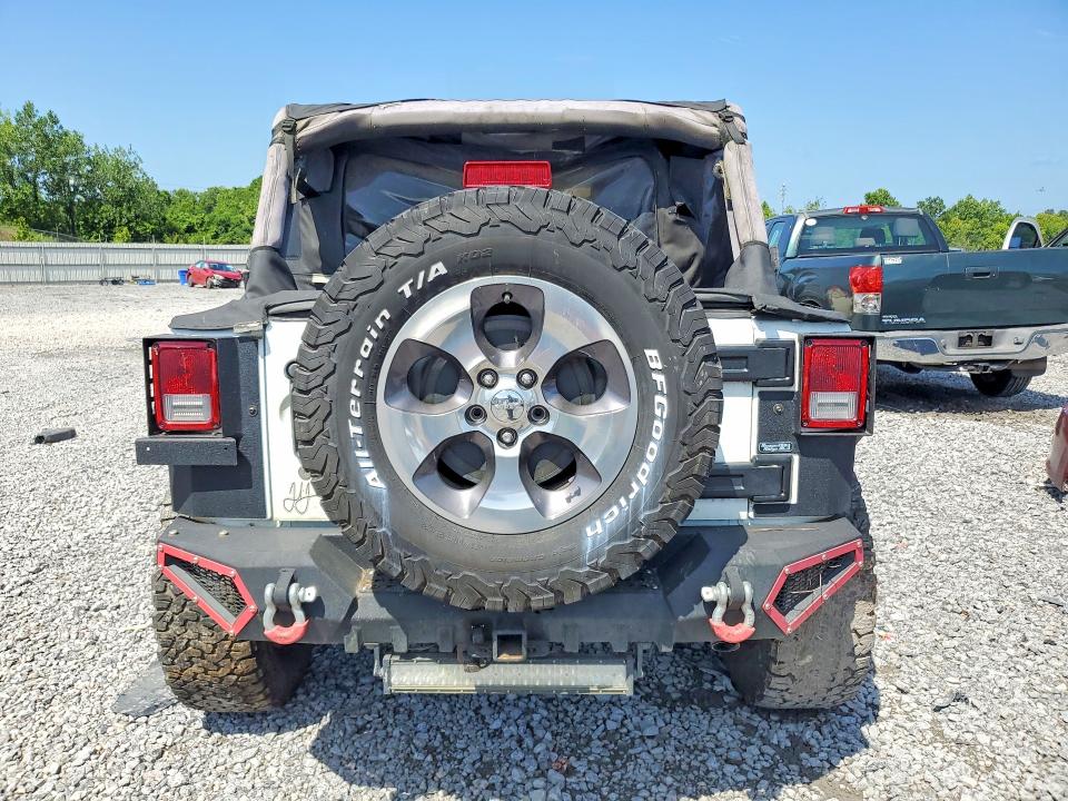 61164706 :رقم المزاد ، 1C4BJWEG0GL103765 vin ، 2016 Jeep Wrangler Unlimited مزاد بيع