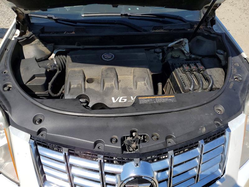 61532096 :رقم المزاد ، 3GYFNGE31DS646616 vin ، 2013 Cadillac Srx مزاد بيع