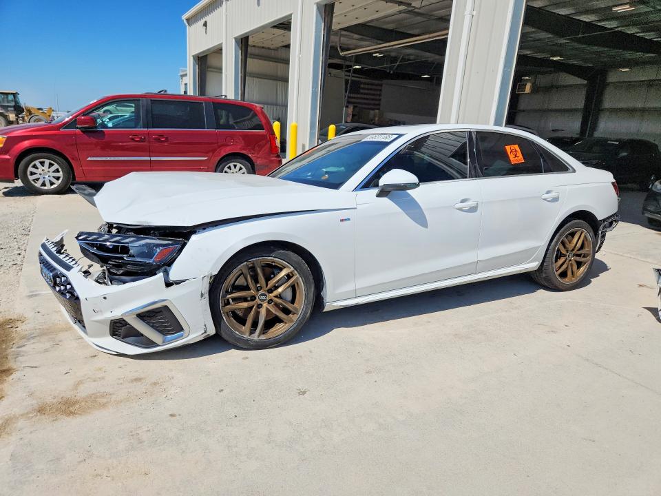 59631186 :رقم المزاد ، WAUEAAF41PN011926 vin ، 2023 Audi A4 مزاد بيع