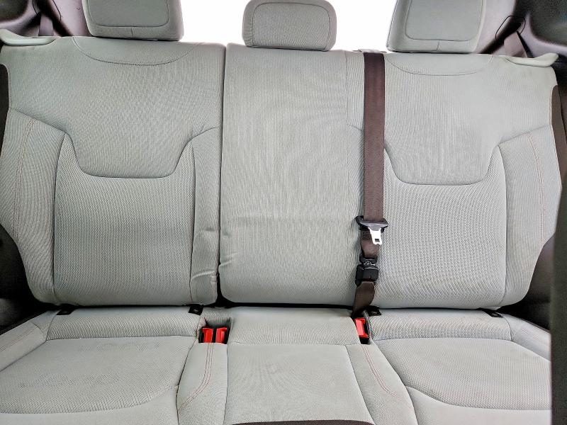 2015 Jeep Renegade მანქანა იყიდება აუქციონზე, vin: ZACCJBBT5FPB40917, აუქციონის ნომერი: 61400786