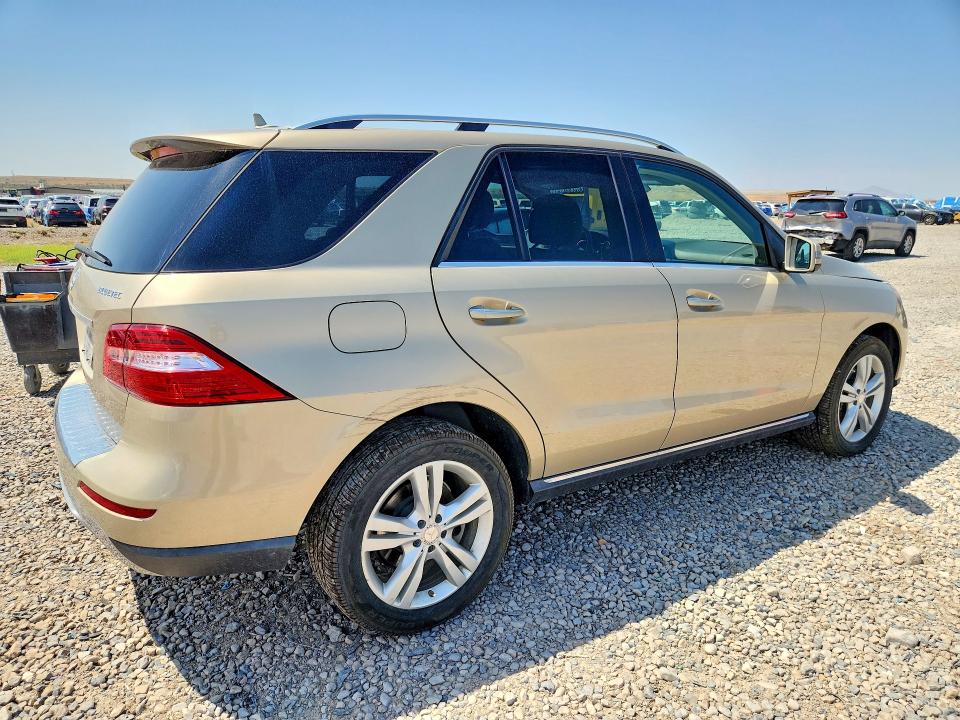 2013 Mercedes-benz Ml მანქანა იყიდება აუქციონზე, vin: 4JGDA2EB9DA246321, აუქციონის ნომერი: 62541716
