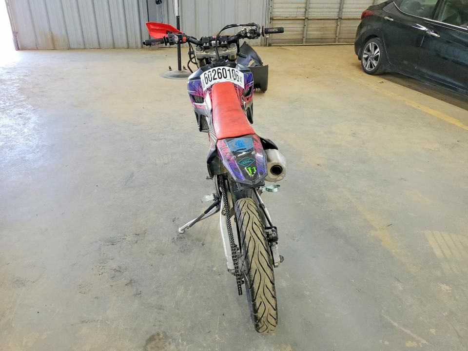 60260106 :رقم المزاد ، JH2ME12C3NK300201 vin ، 2022 Honda Crf250 مزاد بيع