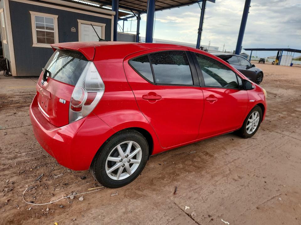 60643936 :رقم المزاد ، JTDKDTB3XE1562186 vin ، 2014 Toyota Prius C مزاد بيع