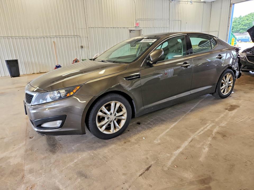 2013 Kia Optima მანქანა იყიდება აუქციონზე, vin: 5XXGN4A79DG137316, აუქციონის ნომერი: 59800636