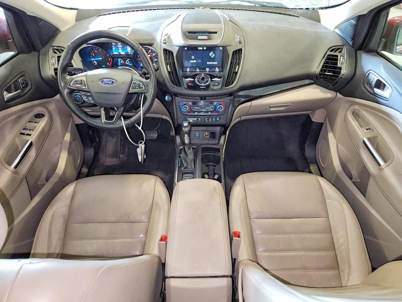 2017 Ford Escape მანქანა იყიდება აუქციონზე, vin: 1FMCU9J95HUA48810, აუქციონის ნომერი: 62632346