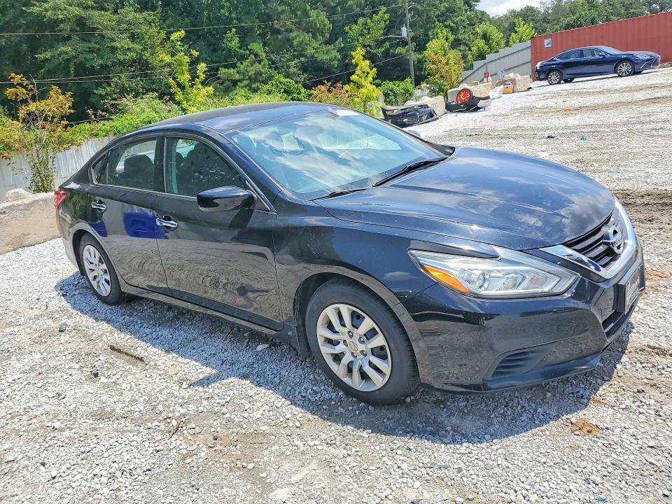 Продажа на аукционе авто 2017 Nissan Altima, vin: 1N4AL3AP7HC247640, номер лота: 60975346