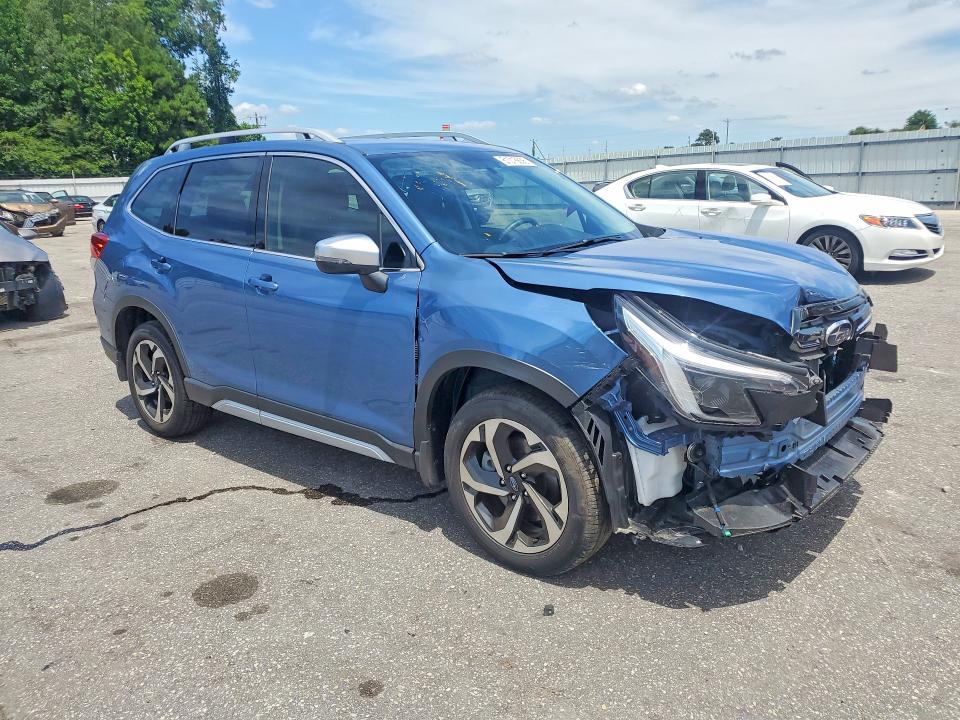 61016636 :رقم المزاد ، JF2SKARC9NH467191 vin ، 2022 Subaru Forester مزاد بيع