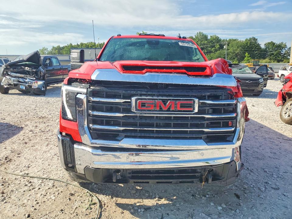 60799326 :رقم المزاد ، 1GT3UTE71SF220949 vin ، 2025 Gmc Sierra مزاد بيع