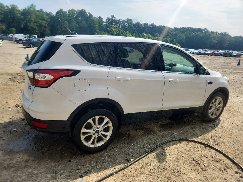 Aukcja sprzedaży 2017 Ford Escape, vin: 1FMCU9GD8HUC52030, numer aukcji: 61105616