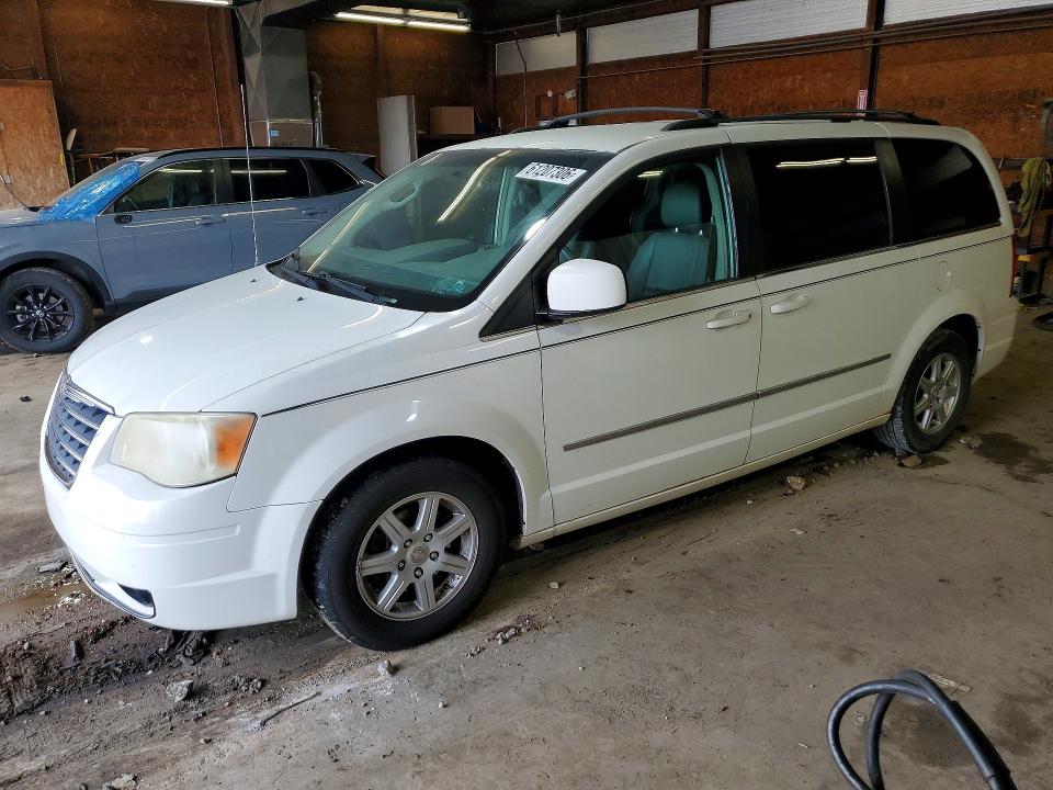 Продажа на аукционе авто 2010 Chrysler Town & Country, vin: 2A4RR5D11AR305442, номер лота: 61207306
