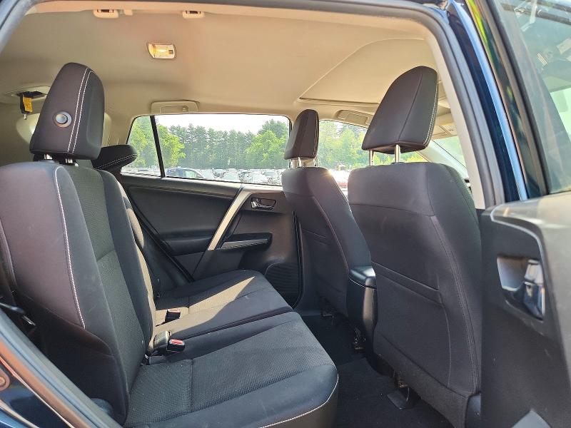 2018 Toyota Rav4 მანქანა იყიდება აუქციონზე, vin: JTMRFREV8JJ250631, აუქციონის ნომერი: 60845186
