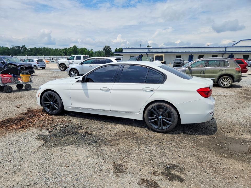 59695156 :رقم المزاد ، WBA8E9G5XGNT44973 vin ، 2016 Bmw 328 مزاد بيع