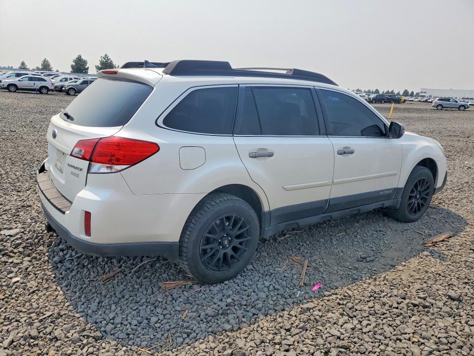 61611246 :رقم المزاد ، 4S4BRBPC7E3312330 vin ، 2014 Subaru Outback مزاد بيع