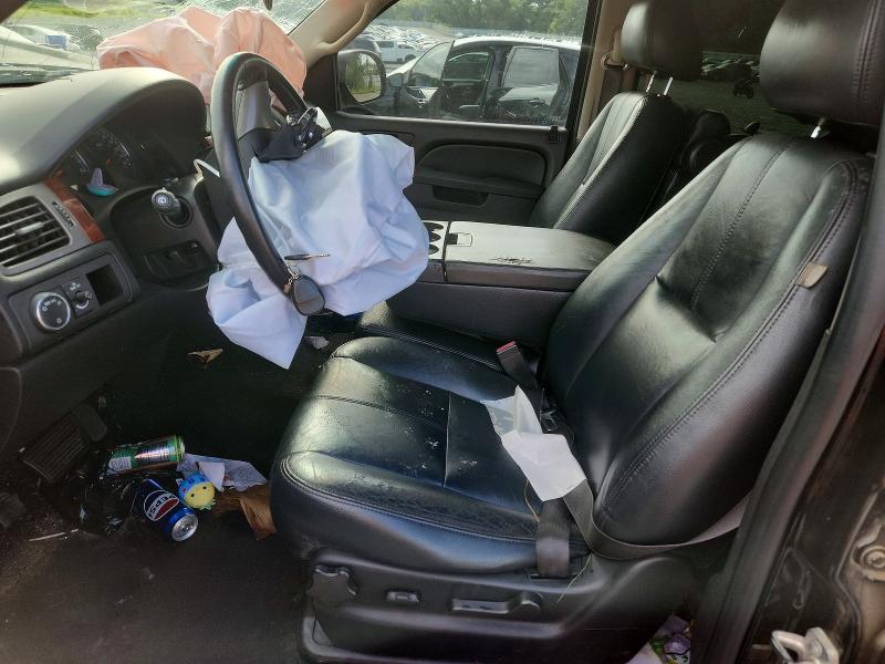 61031926 :رقم المزاد ، 1GNSCHE05ER155998 vin ، 2014 Chevrolet Suburban مزاد بيع