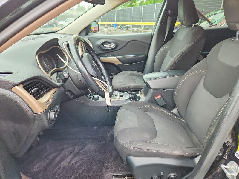 59792936 :رقم المزاد ، 1C4PJMCSXHW663956 vin ، 2017 Jeep Cherokee مزاد بيع