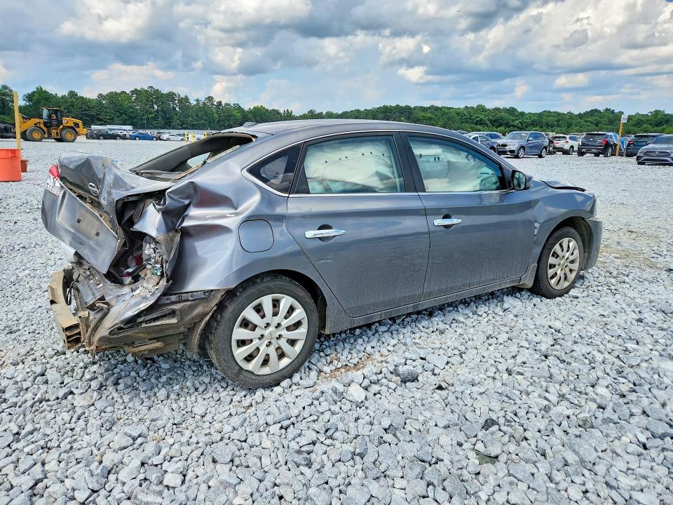 2015 Nissan Sentra მანქანა იყიდება აუქციონზე, vin: 3N1AB7AP1FL686910, აუქციონის ნომერი: 59880306