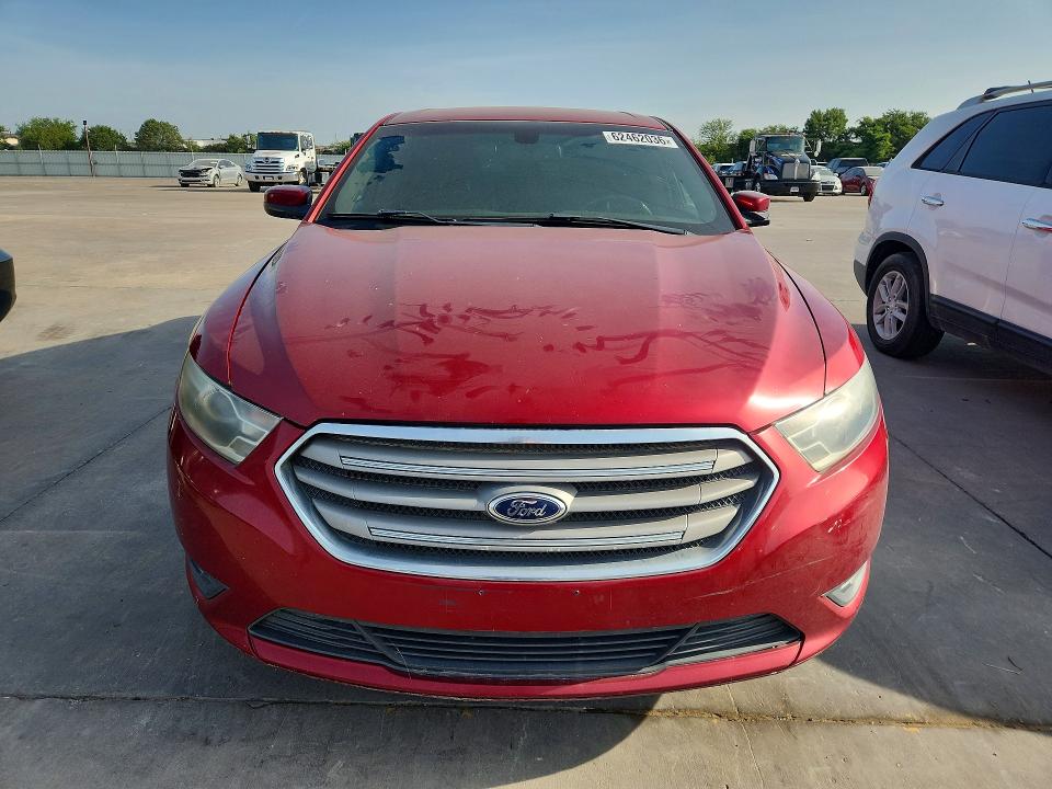 62462036 :رقم المزاد ، 1FAHP2E81DG228729 vin ، 2013 Ford Taurus مزاد بيع