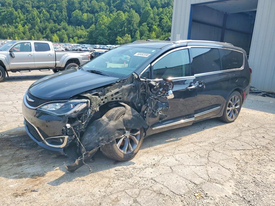 60492096 :رقم المزاد ، 2C4RC1GG9HR500974 vin ، 2017 Chrysler Pacifica مزاد بيع