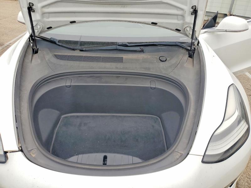 62534406 :رقم المزاد ، 5YJ3E1EA2JF023109 vin ، 2018 Tesla Model 3 مزاد بيع