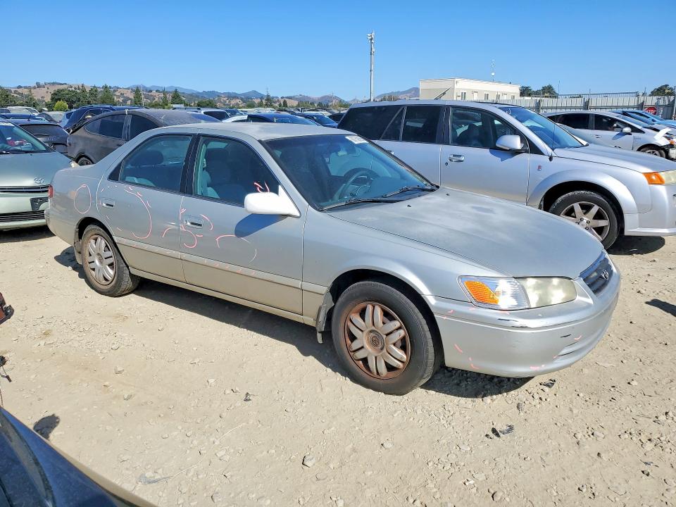 Продажа на аукционе авто 2001 Toyota Camry, vin: 4T1BG22K51U105539, номер лота: 60758266