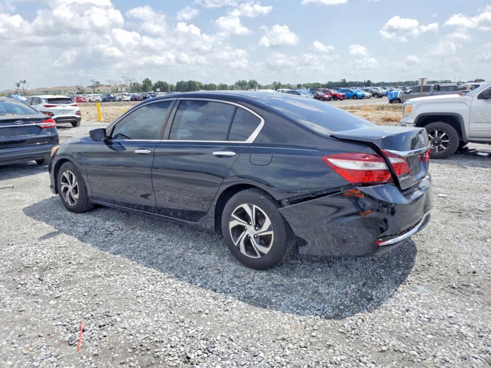 61792376 :رقم المزاد ، 1HGCR2F38HA255115 vin ، 2017 Honda Accord مزاد بيع