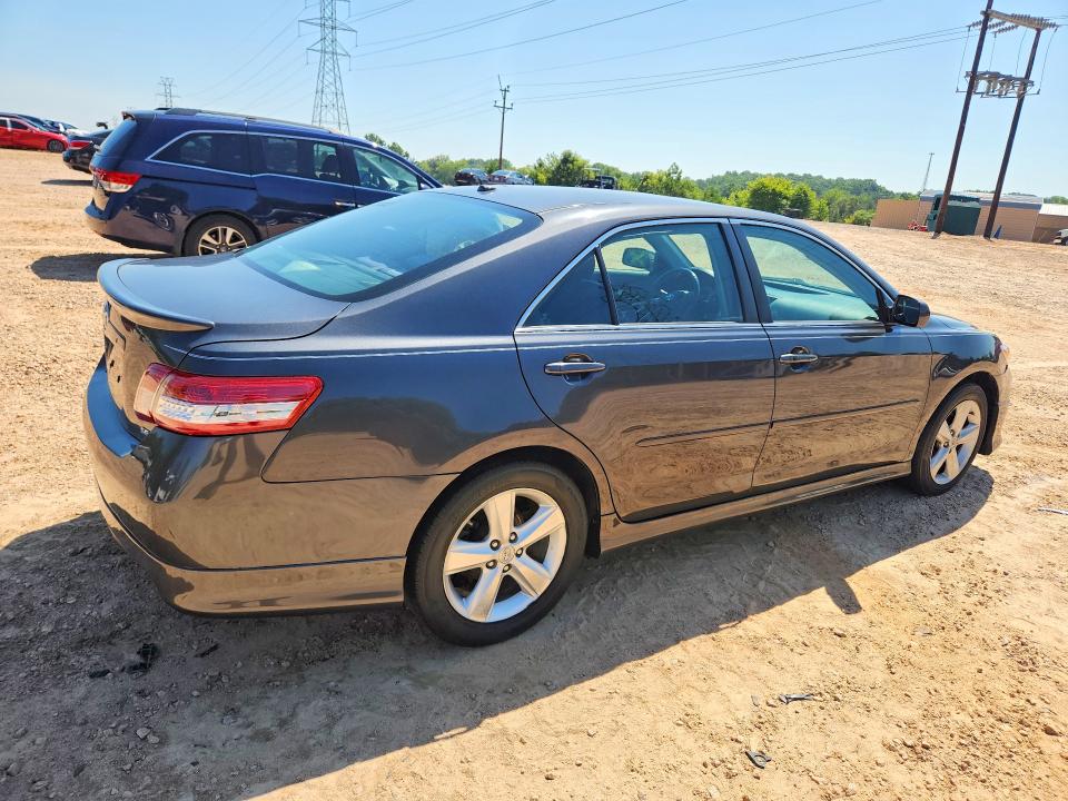 61395636 :رقم المزاد ، 4T1BF3EK1BU139354 vin ، 2011 Toyota Camry مزاد بيع