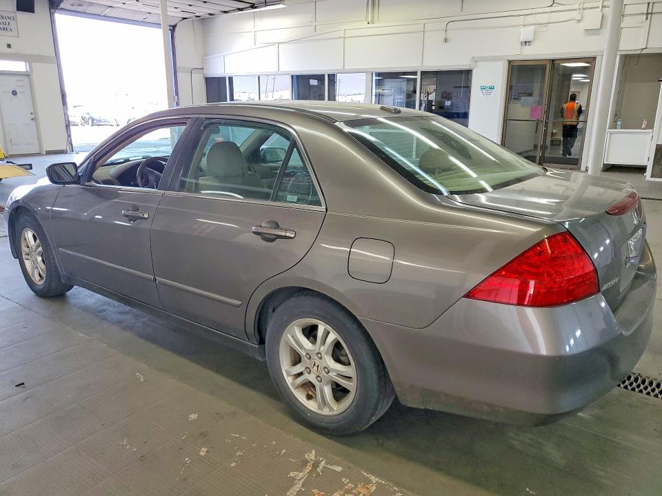 2007 Honda Accord მანქანა იყიდება აუქციონზე, vin: 1HGCM56747A014007, აუქციონის ნომერი: 60715236