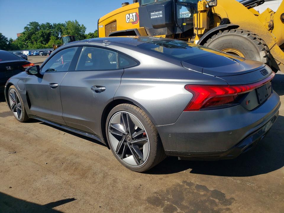 2022 Audi Rs E-tron Gt მანქანა იყიდება აუქციონზე, vin: WAUAHBFW4N7904711, აუქციონის ნომერი: 61547786