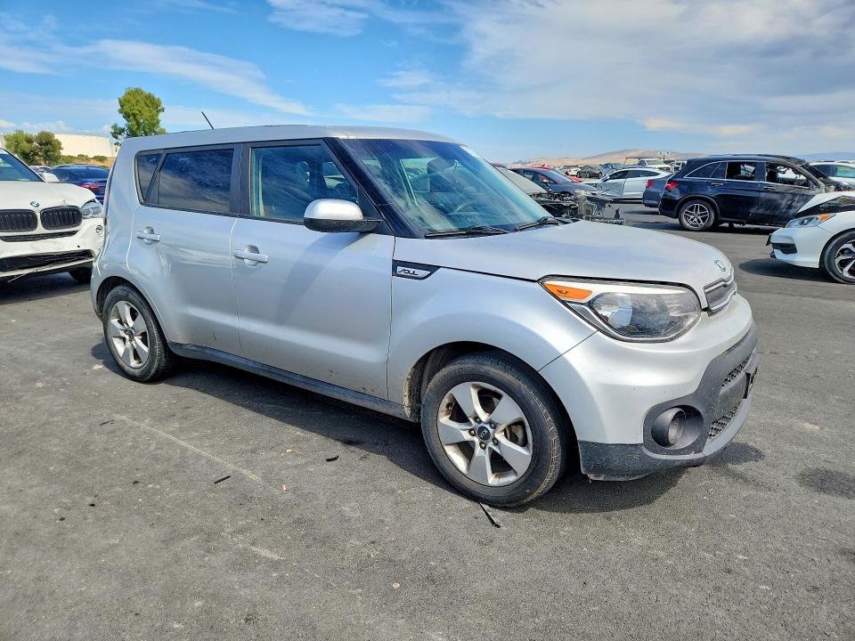 2018 Kia Soul მანქანა იყიდება აუქციონზე, vin: KNDJN2A27J7544330, აუქციონის ნომერი: 61015476
