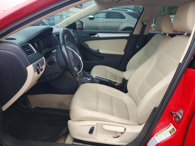 60498526 :رقم المزاد ، 3VWD17AJ7EM373570 vin ، 2014 Volkswagen Jetta مزاد بيع